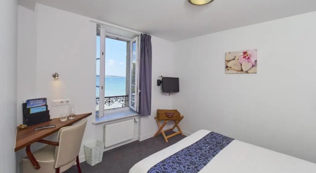 Одноместный номер Standard Logis Hotel Belle-Vue