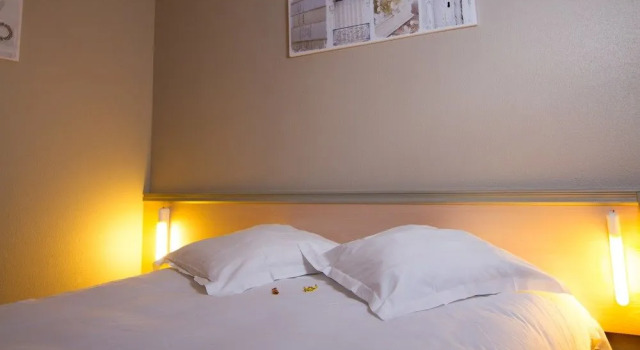 Hotel Arial, Rezerwuj Hotel Hotele w Steinbourg z parkingiem, Parking