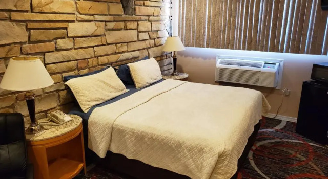 Номер Standard Jefferson Hills Motel