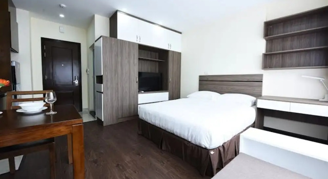 Студия Deluxe Granda Legend Apartment