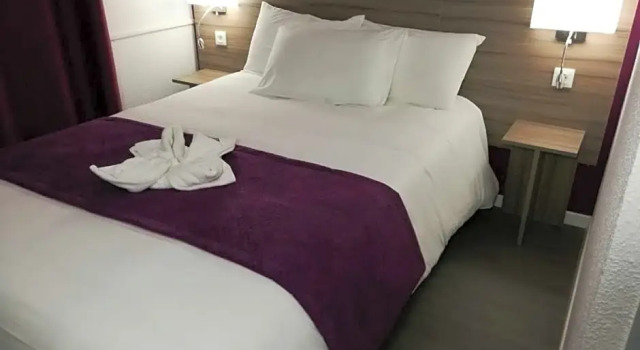 Двухместный номер Classic Cit'Hotel Saxotel Chalon-sur-Saône Nord