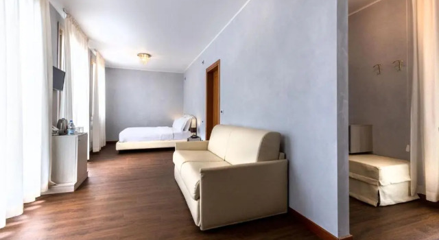 Семейный номер Superior с балконом Gardone Palace Hotel