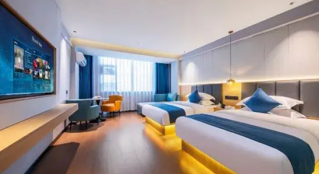 Pu'er Xinying Hotel, Rezerwuj Hotel Hotele w Pu'er z parkingiem, Parking