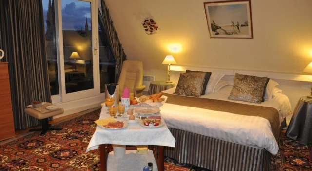 B&B Porto Bello, Забронировать Отель Остенде Бельгийское побережье, рядом с Leopoldpark