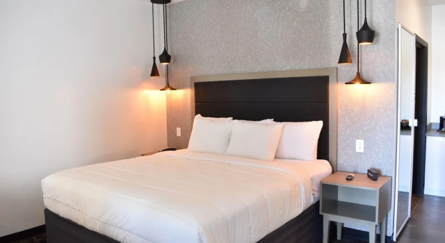 Полулюкс Hotel Bella