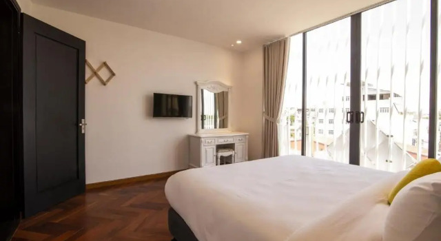 Семейный люкс Lens Hotel