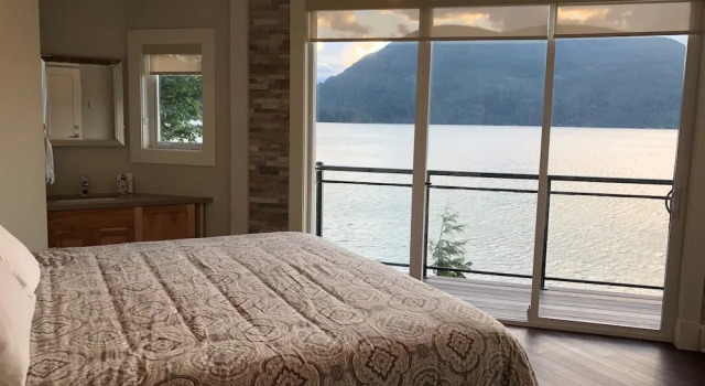 The Lodge on Harrison Lake, Réserver Maison de vacances Villas à Lower Mainland, Villa