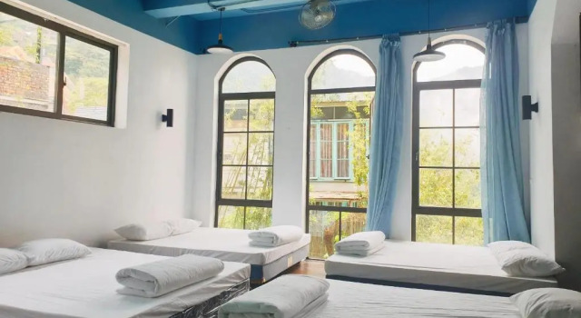 Кровать в общем номере Le vent Tam Đảo homestay