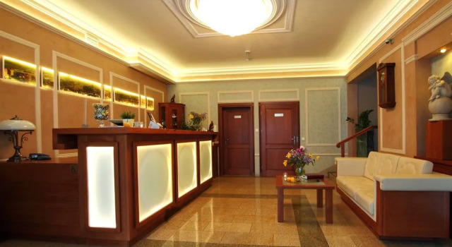 Hotel i Restauracja "Pod Orłem", Book Hotel Kartuzy Kashubia