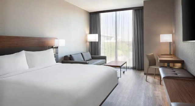 Двухместный номер Standard с видом на город AC Hotel by Marriott Pittsburgh Downtown