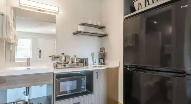 Номер Standard Studio 6 Hayward, CA Silicon Valley Gateway