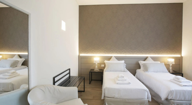 Villa Liberty - Lake Como Rooms & SPA, Boek Resort Hotels in Como met parkeren, Parkeren