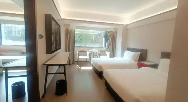 Trzyosobowy rodzinny suite Fushang Hotel