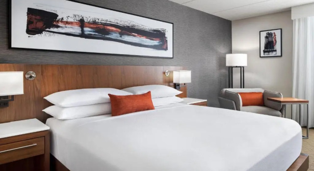 Номер Standard Delta Hotels by Marriott Green Bay