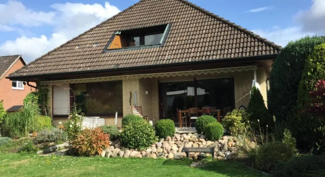 Gästehaus in Bargteheide, 3 SZ, 1-8 Personen, ruhige und zentrale Lage, Забронировать Апартаменты/квартира Баргтехайде земля Шлезвиг-Гольштейн