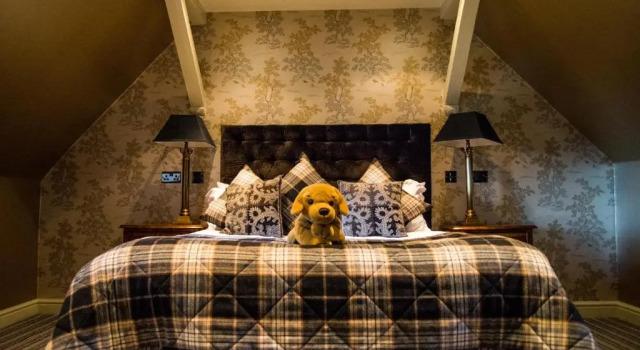 Коттедж The Coed-Y-Mwstwr Hotel