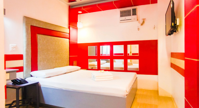 Hotel 99 Monumento Caloocan