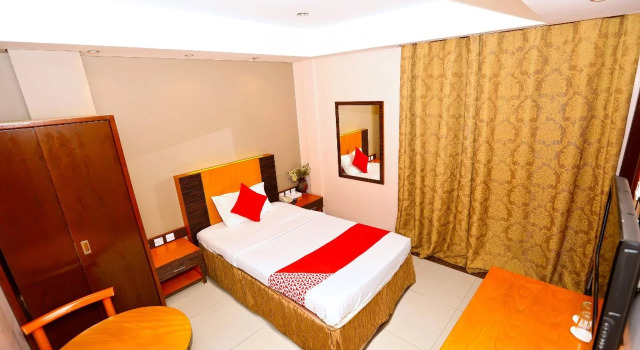 Capital O 102 Sea Shell Hotel