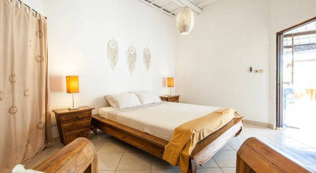 Alizee Villa, Rezerwuj Willa Hotele w Badung z parkingiem, Parking