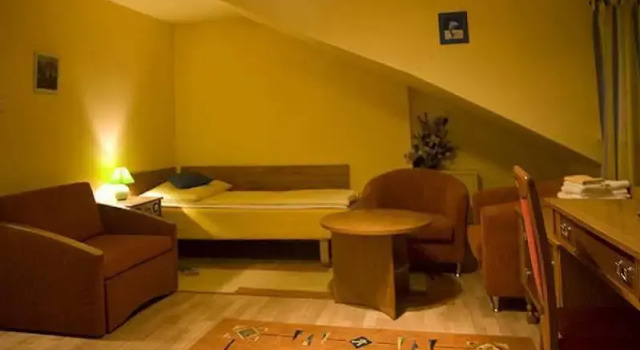 Pokoje Goscinne Akropol, Buchen Sie Hotel Suchy Las 