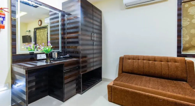Hotel Rayna Inn by OYO Rooms