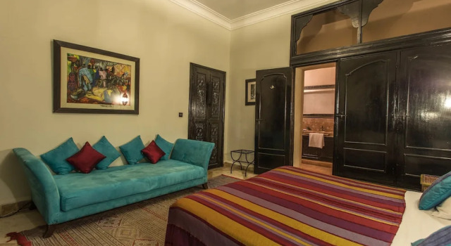 Трёхместный номер Superior с балконом Villa Amira & Spa