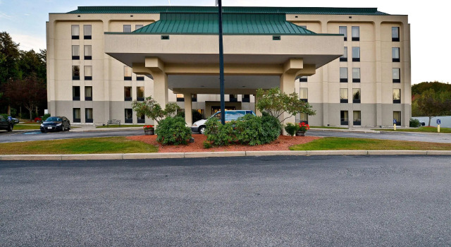 Четырёхместный номер Standard Comfort Inn Saco - Old Orchard Beach