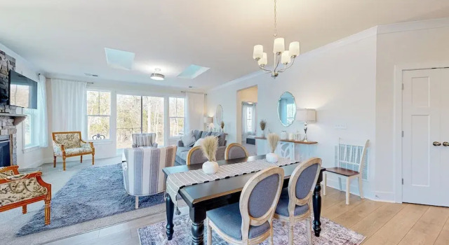 3BR Riverfront Home w/ Kayaks & Game Room, Забронировать Дом для отпуска Коттеджи Philadelphia Metropolitan Area, Коттедж