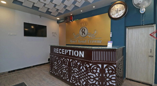 SilverKey Executive Stays 76470 Royal Crown Airport, Prenota Hotel Calcutta 