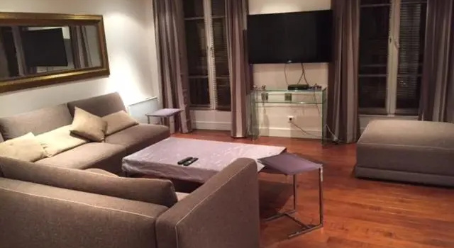 bel appartement hyper centre, Book Apartment Saint-Germain-en-Laye 