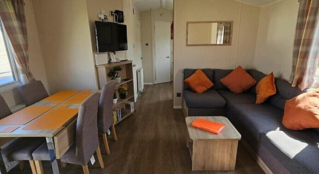 Broadland Sands - Holiday Accommodation 21136, Prenota Hotel Lowestoft The Broads