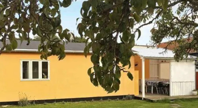 Two-Bedroom Holiday home in Svaneke 5, Book Hotel Svaneke Bornholm