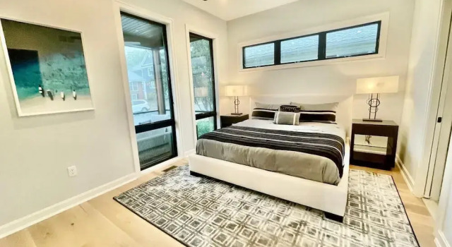 Коттедж Sandalwood Street 306