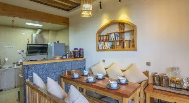 Номер Standard с видом на внутренний двор Floral Hotel · Dream Lijiang Inn Lijiang