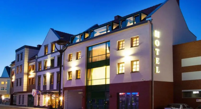 Hotel Grodzki, Varaa Hotelli Stargard Szczecinski Länsi-Pommeri
