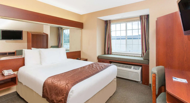 Двухместный номер Standard Microtel Inn by Wyndham Rogers