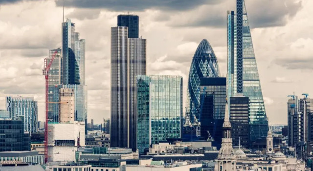 Номер Standard Tower Bridge Rainbow Suites