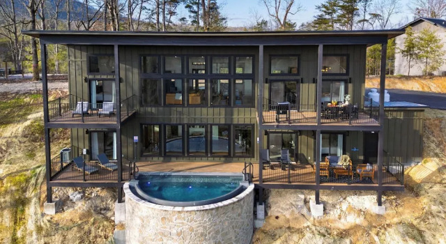 Коттедж Modern Smoky Mountain Stay With Two Decks, Plunge Pool & Game Room Overlook Lodge by Avantstay