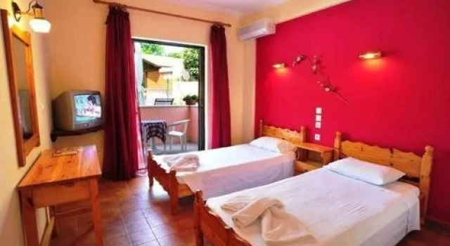 Corfu Sun Apartments, Забронировать Апартаменты/квартира Отели периферии Ионических островов с парковкой, Парковка