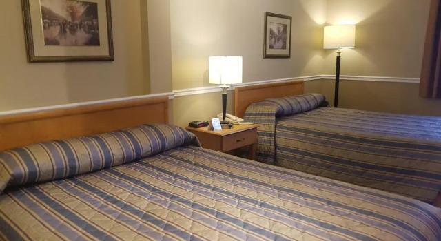 Standard Vierer Zimmer Hotel le Roberval