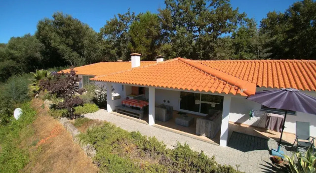 Коттедж Spacious holiday home on estate near Covas