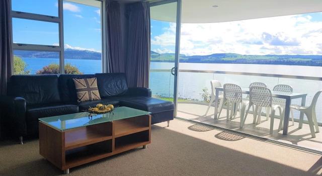 Waimahana Apartment 8