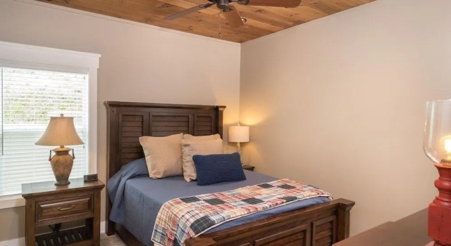 Just Perfect 3 Bedroom Home by Redawning