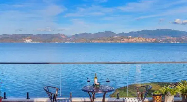Blushe | 360°·Fulview | Ocean-View Garden-Style Holiday Homestay (Erhai Sansheng Island Branch)
