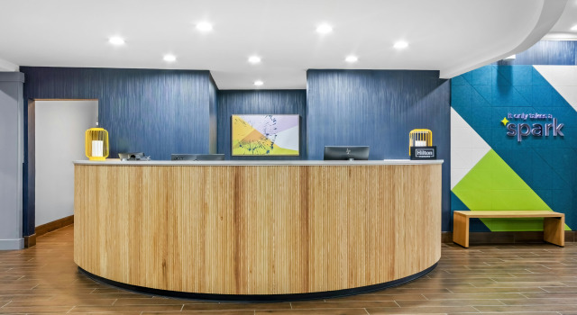 Comfort Suites Cincinnati North, Book Hotel Forest Park Ohio