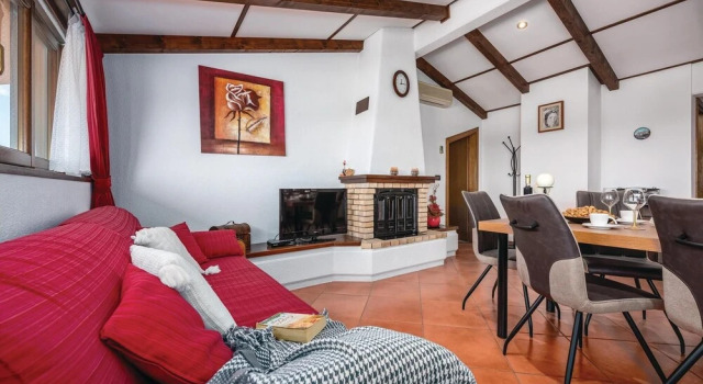 Awesome Apartment in Rovinj With 1 Bedrooms, Wifi and Outdoor Swimming Pool