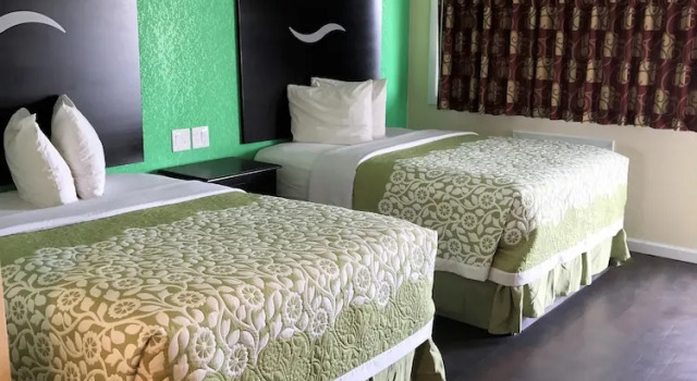 Двухместный номер Economy с 2 комнатами Budget Inn