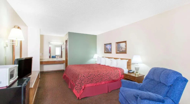 Люкс с видом на окрестности Days Inn by Wyndham Eureka Springs