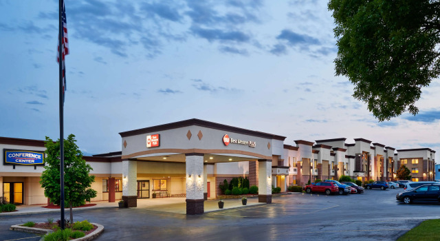 Best Western Plus Milwaukee Airport Hotel & Conference Ctr