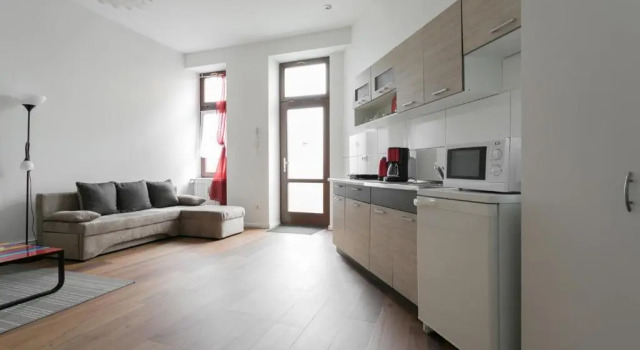 Апартаменты City Studio Apartment for 4, near Sonnenallee